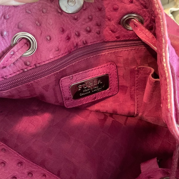 VTG FURLA Raspberry Pink Pebbled Leather w/Drawstring Feature - Picture 6 of 6